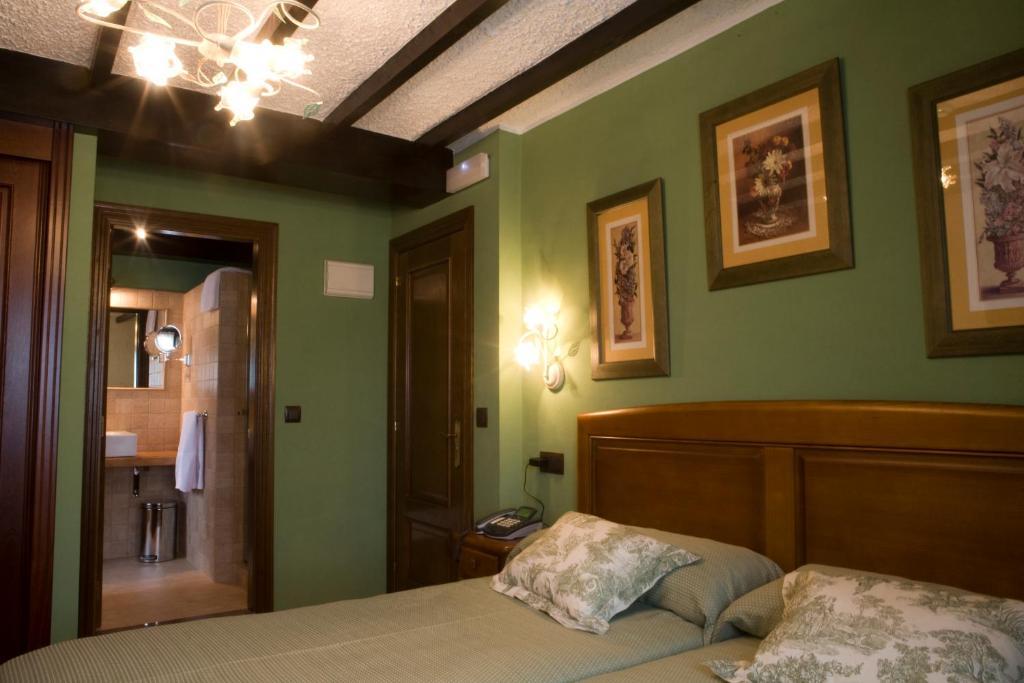 El Foyu Otel Colunga Oda fotoğraf