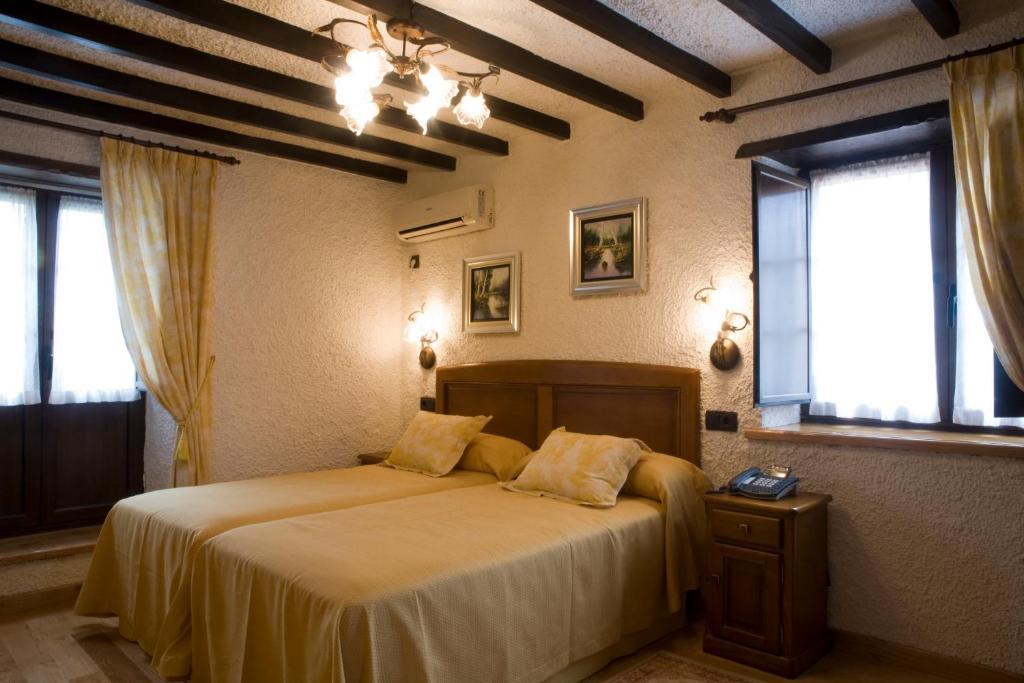 El Foyu Otel Colunga Oda fotoğraf